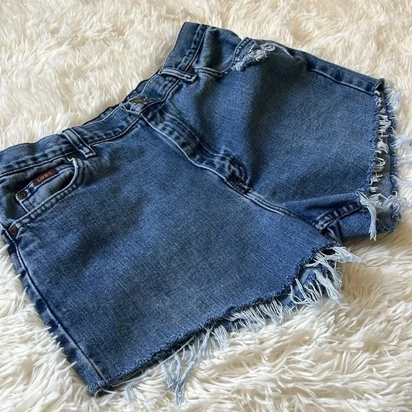Vintage Lee - Women’s Cut Off Denim Shorts, Distressed Jean Shorts size 12 - Picture 7 of 7